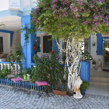 Beyaz Ev Hotel Alaçatı Esterno foto