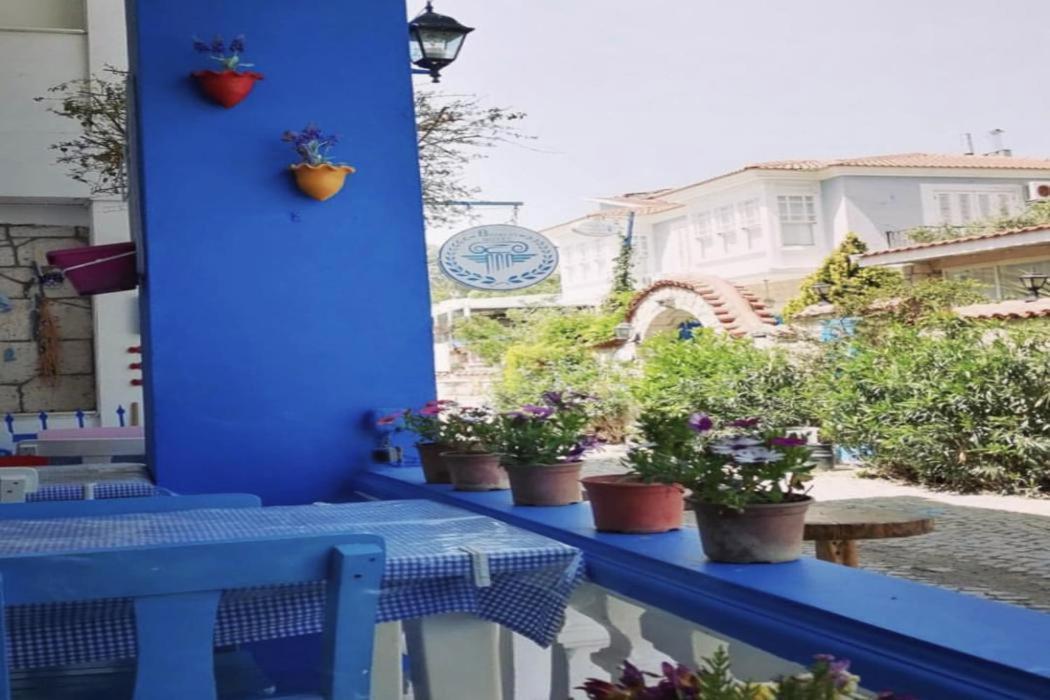 Beyaz Ev Hotel Alaçatı Esterno foto