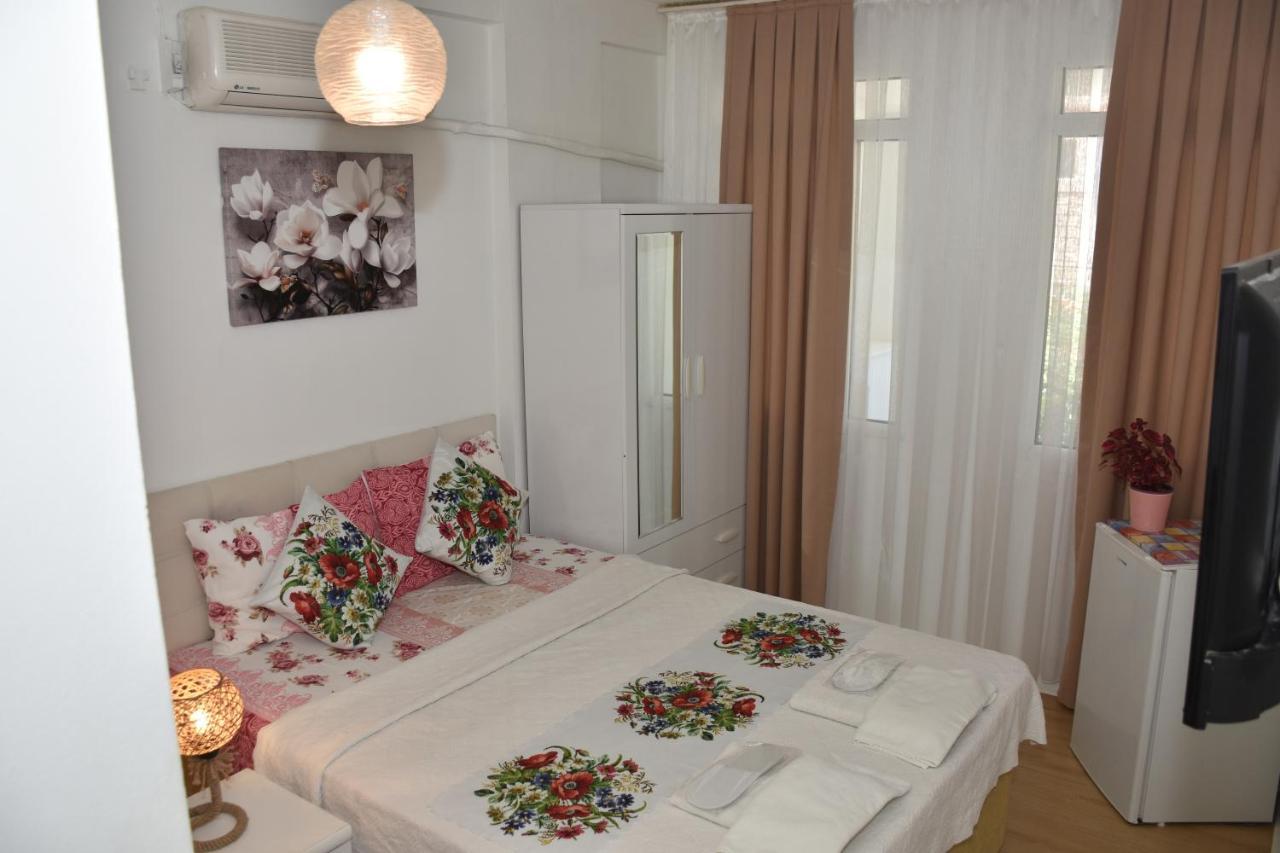 Beyaz Ev Hotel Alaçatı Esterno foto